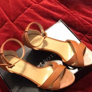Talbots tan wedge sandal size 8.5M